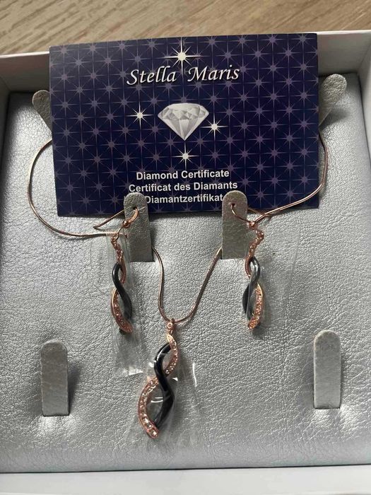 Сет розово злато и диаманти колие и обеци