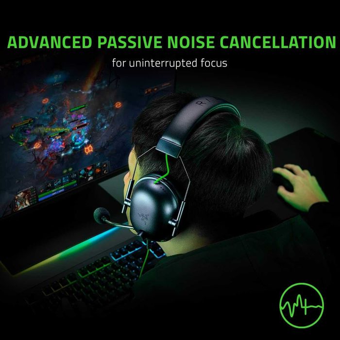 Razer BlackShark V2 игровые наушники качественный звук. Есть доставка