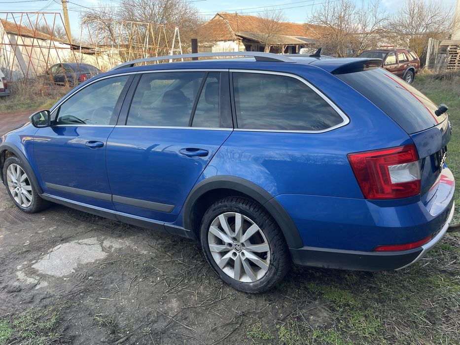 Skoda octavia scout 4x4 2015 euro6 2l-150cp  AVARIAT