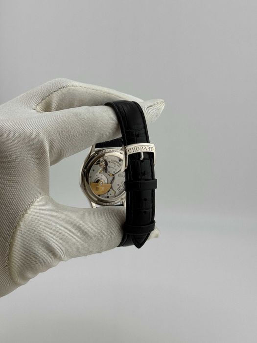 Наручные золотые часы Chopard Classique Depuis 1860