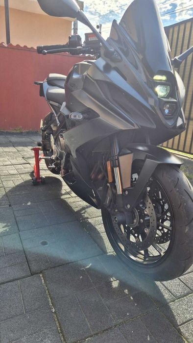 Suzuki GSX - 8R 2024