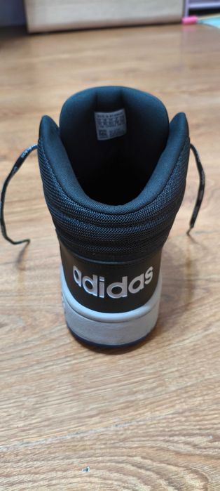 Продавам! Маратонки Adidas