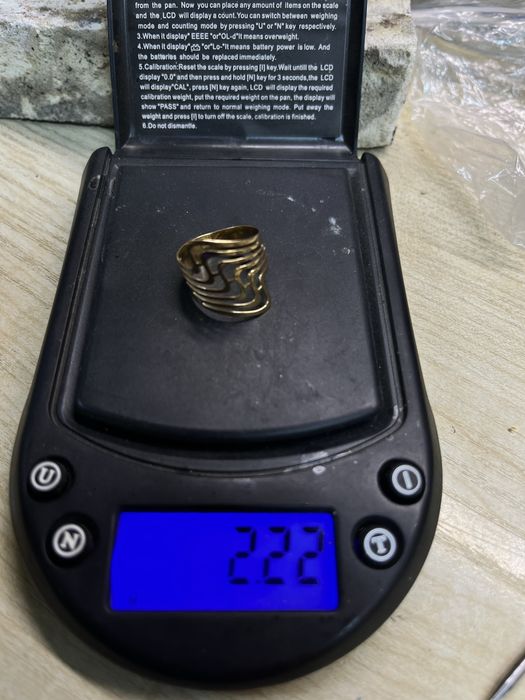 Продам золотые изделия