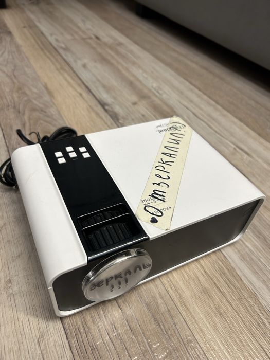 Продам проектор новый!