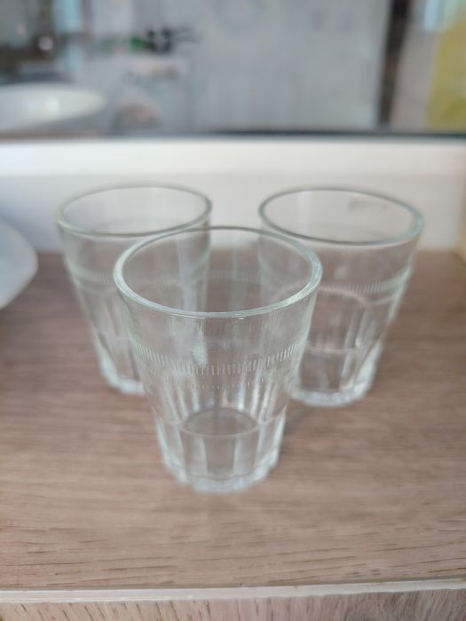 Продам рюмки 20 штук