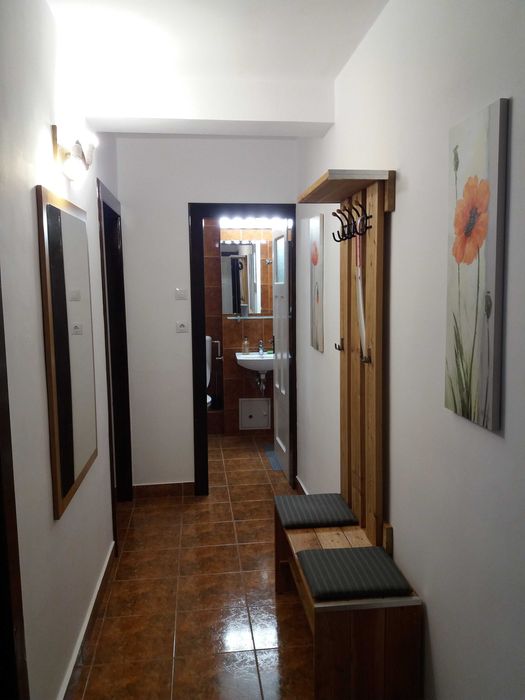 PF inchiriez apartament 2 camere Strand de inchiriat Posta chirie
