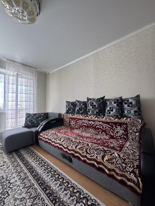 Продам диван с креслом