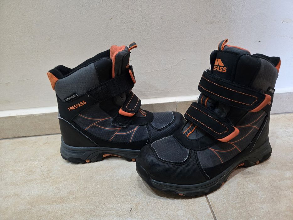 Зимни ботуши Trsespass 32 и 33 номер