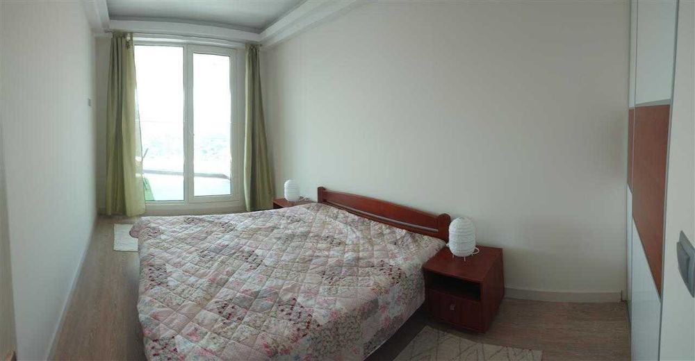 Дава се под наем Двустаен апартамент в Бургас, Лазур - 48 кв.м за 204 € - Снимка #2