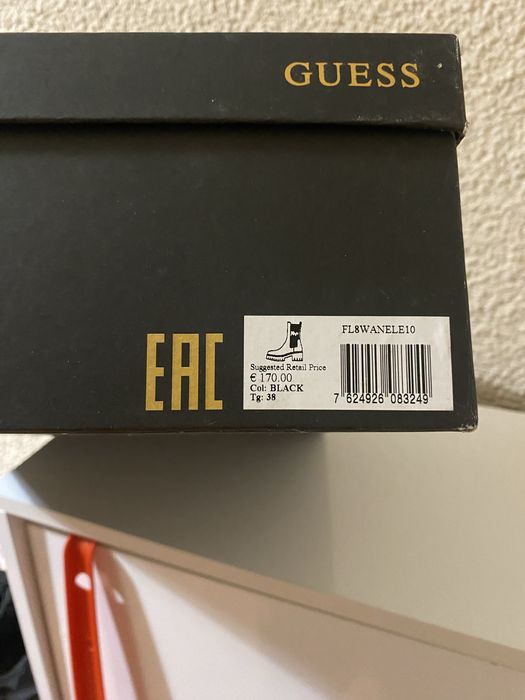 Guess Оригинални боти