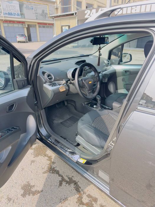 Продаётся спарк автомат 2019