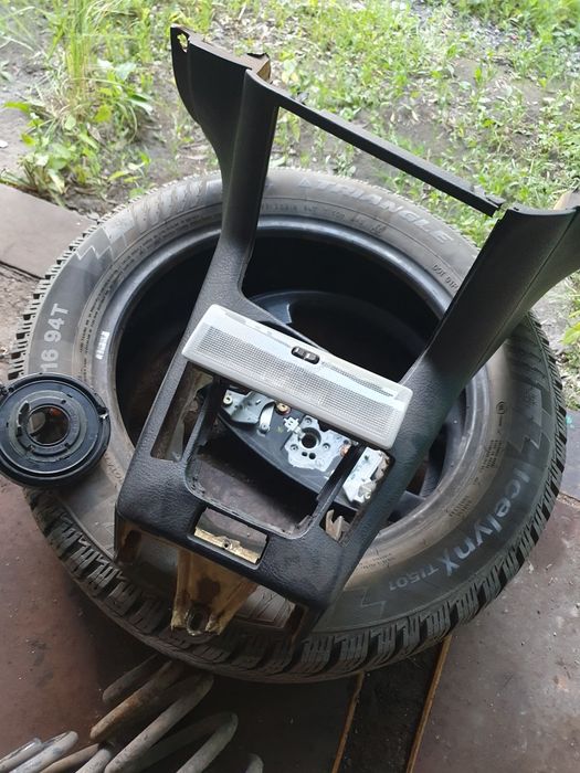 Продам запчасти на бмв е36
