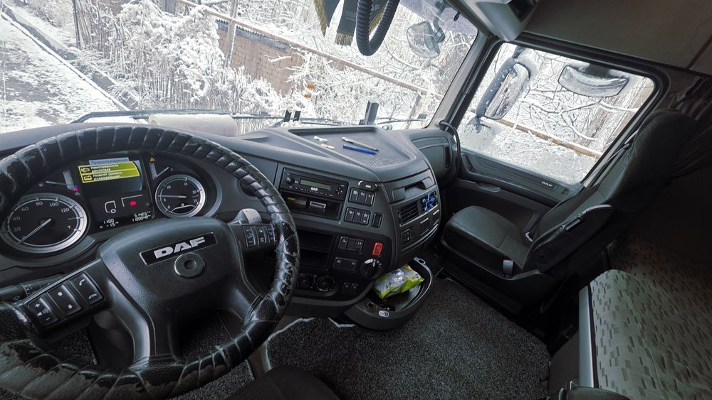 Komplekt Daf Pritsepi Kogel sotiladi yili 2016 ga 2016
Pritsepi   KOGE