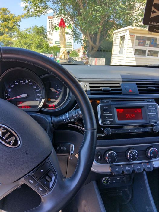 Kia Rio taxi 2017