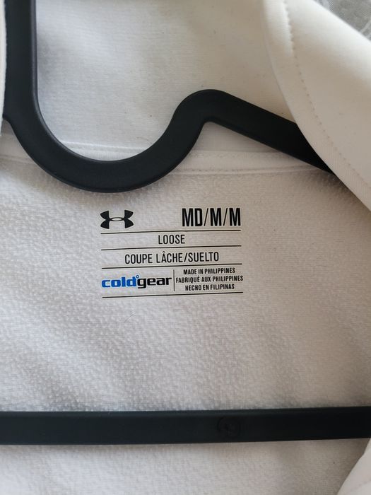 Яке underarmour M размер