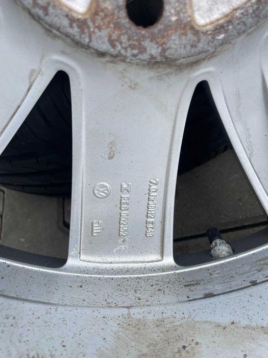 Jante VW Tiguan 7J ET43 5X112 Anvelope 235 55 18