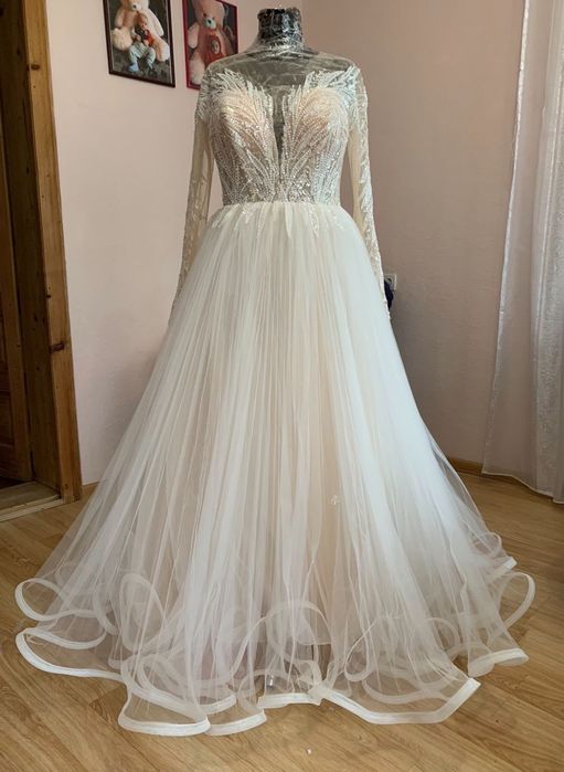 Vând rochie de mireasă