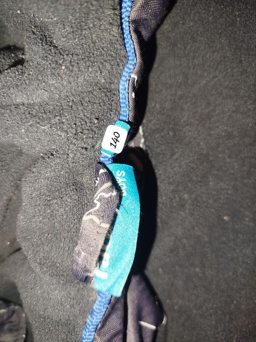 Куртки все один размер