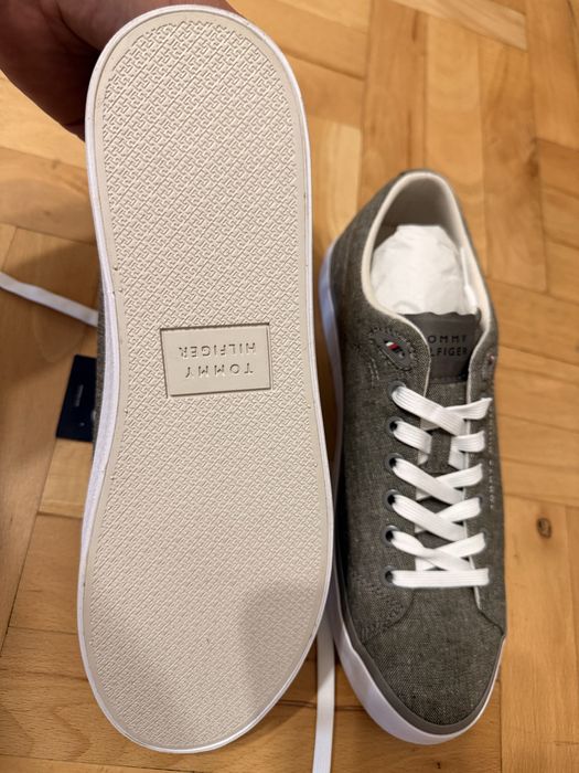 Обувки Tommy Hilfilger