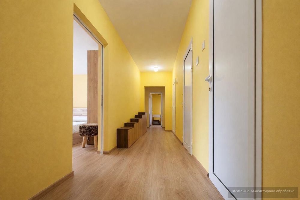 Дава се под наем Тристаен апартамент в Варна, Център - 80 кв.м за 598.23 € - Снимка #3