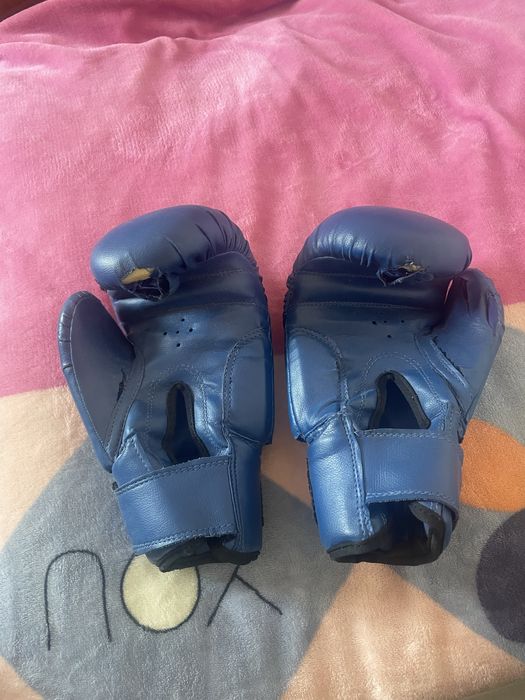 Перчатки для бокса