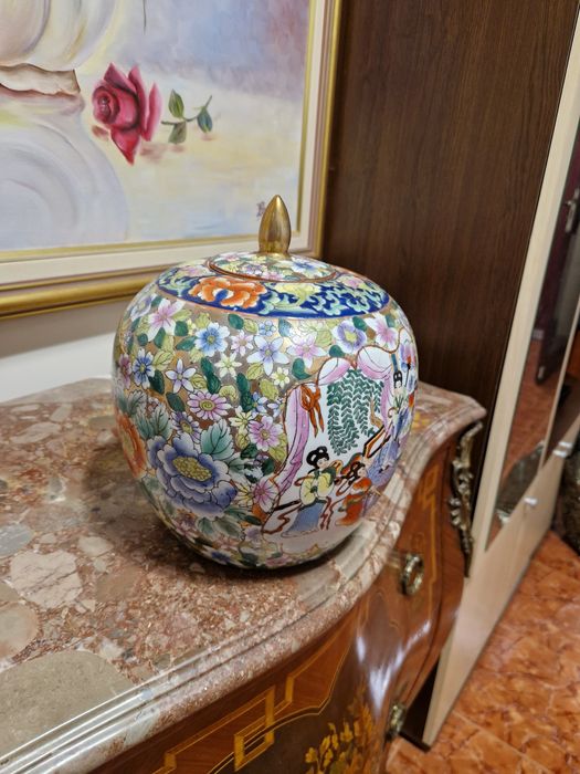 Прекрасна антикварна китайска порцеланова купа буркан Satsuma
