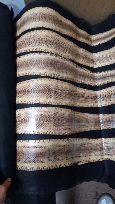 Piele de sarpe natural