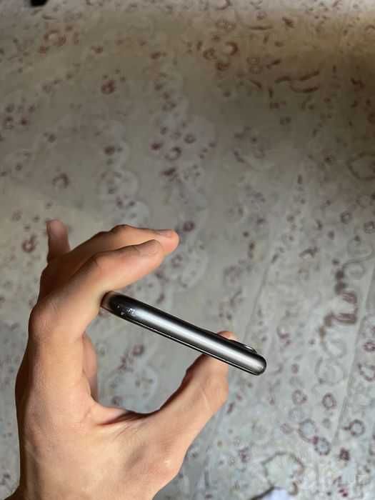iPhone 11 128Gb Sotiladi!