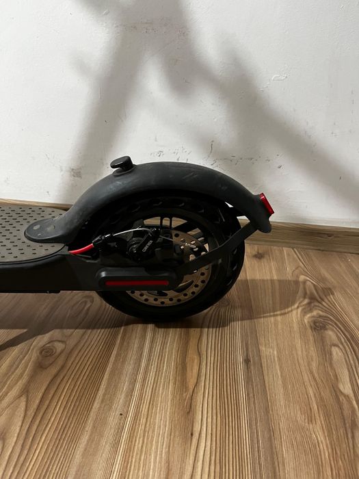 Trotineta electrica AOVO M365 GO, viteza maxima de 31 km/h, distanta m