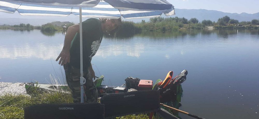 Caiac fibra nescufundabil