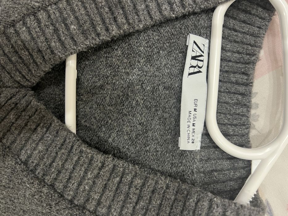 Пуловерче без ръкав и пола/панталон Зара