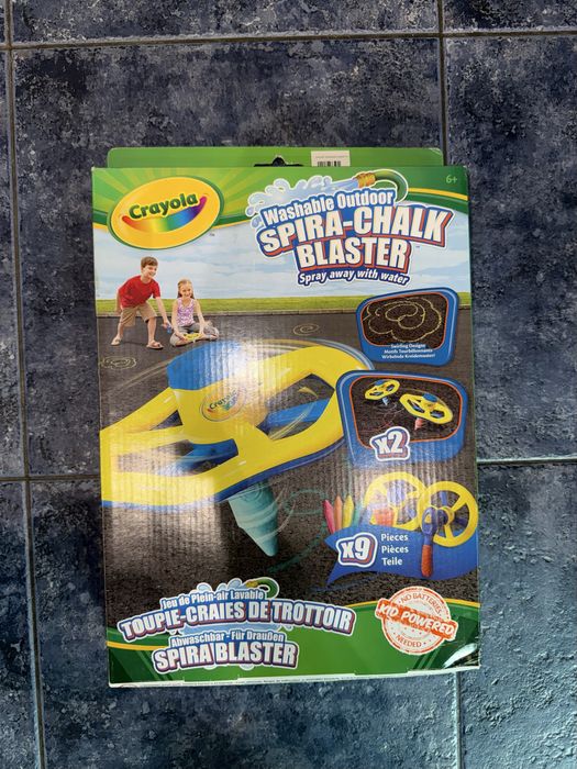 Тебеширен пумпал-бластер Crayola Spira-Chalk Blaster – НОВ, ПЪЛЕН КОМПЛЕКТ