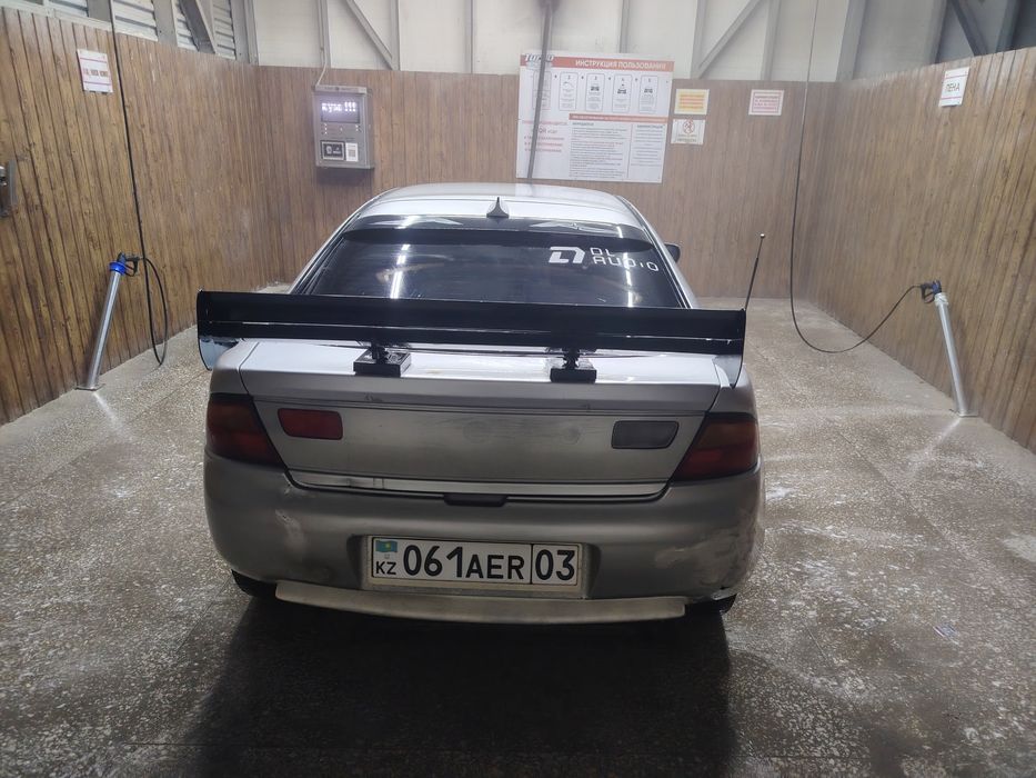 Продам мазду 323BA 1996