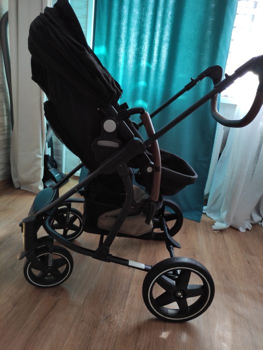 Продам детскую коляску