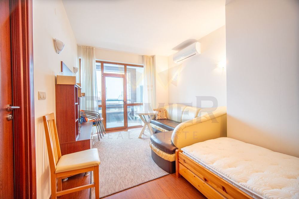 2-стаен в Добрич, област-с.Топола площ 95 цена 99500