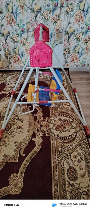 Продам детскую качелю