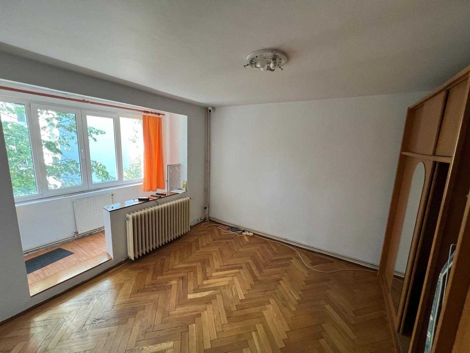 3 Camere/Decomandat/Titan/Centrala