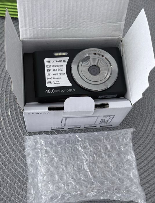 Camera foto digitala compacta de 48MP