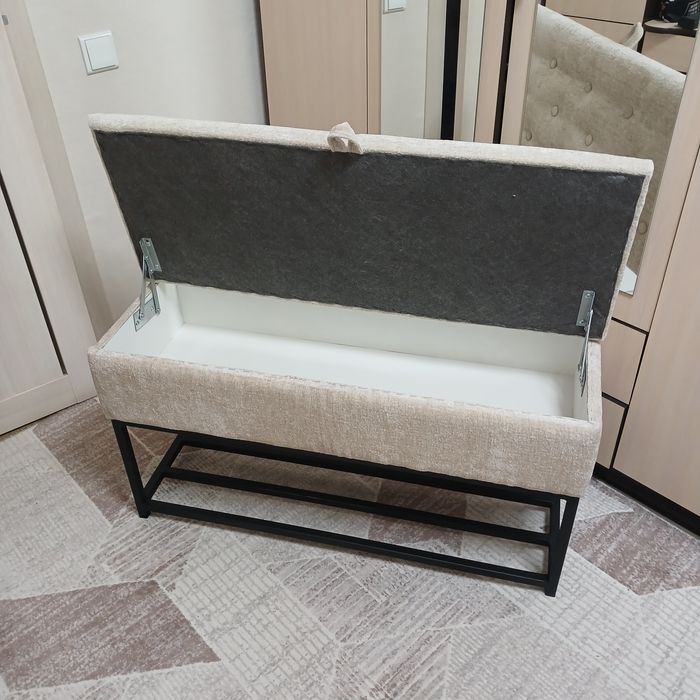 Продам обувница срочно!