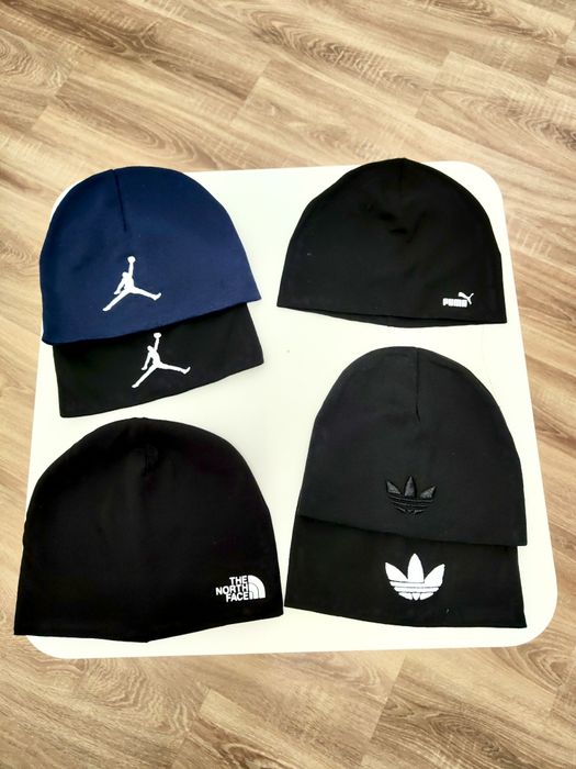 Șapcă Hugo Boss Șapcă Nike Șapcă Jordan Șapcă NY Șapcă Puma Șapcă LV