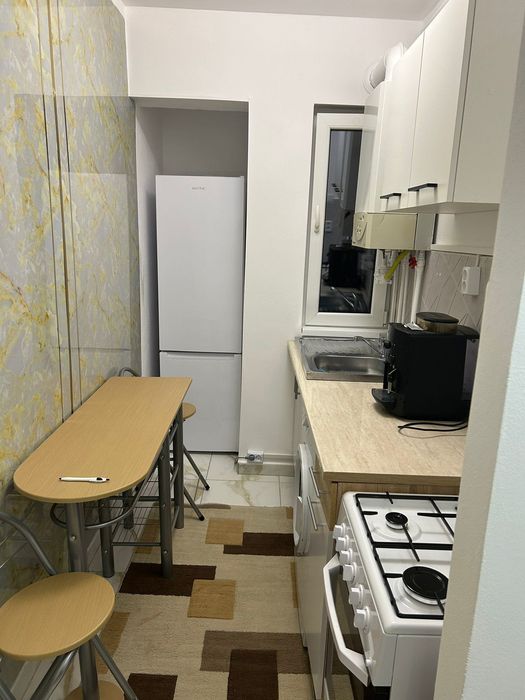 Închiriez apartament 2 camere