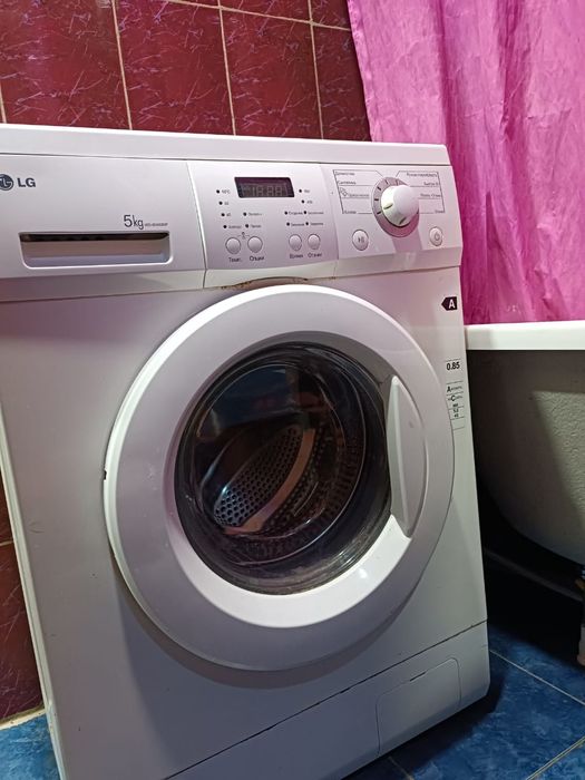Продам стиральную машинку