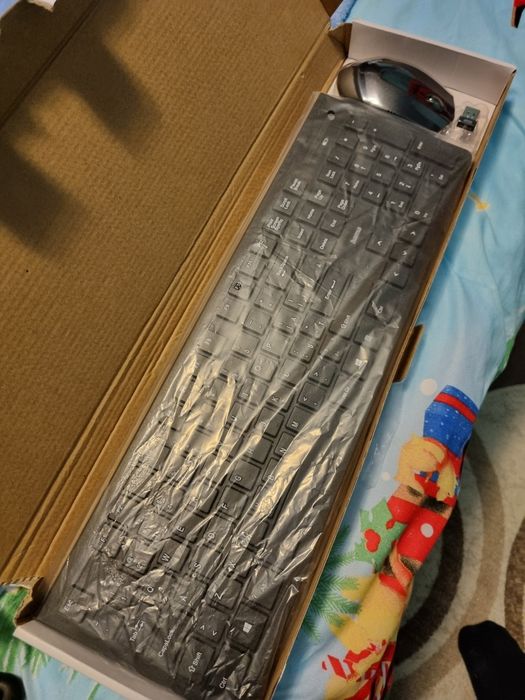 Kit tastatura + mouse (wireless) Hama RF2300 noi, nefolosite