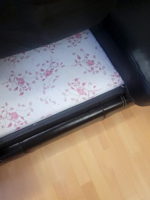 Canapea mobexpert neagra