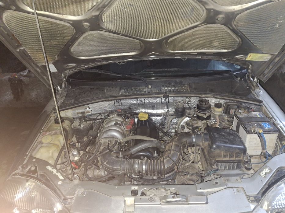 Chevryolet niva sotiladi