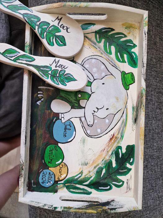 Realizez tavita pentru mot personalizata