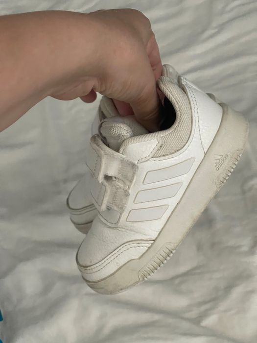 Кроссовки детские adidas 23,5