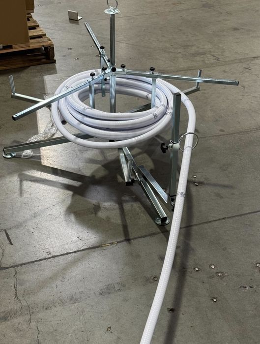 Стойка за развиване на тръби за водно подово отопление