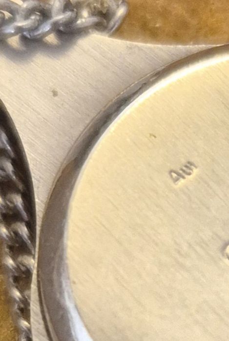 Часы  Слава новые позолоченные