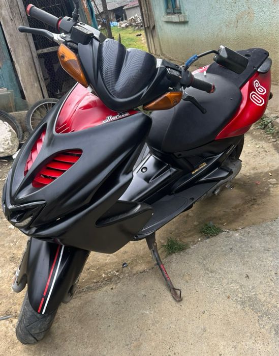 Vand yamaha aerox nu raspund la mesaje doar la telefon